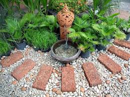 Dabei spielen gestaltungsvarianten mit steinen stets eine große rolle. Gartengestaltung Mit Steinen Und Kies 26 Ideen Fur Gartendeko