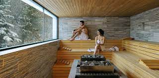 I Sei Benefici Che La Sauna Porta Al Nostro Corpo E Alla Nostra Mente Sauna Design Sauna House Outdoor Sauna