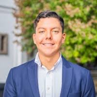 30+ "Erick Toscano" profiles