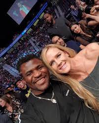 Shop the latest apparel from the official ufc store. Francis Ngannou On Twitter Always Great To See My Friend Hollyholm Such A Nice Poeple At Ufc235 Sugarashadevans
