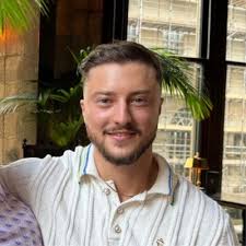 Huge thanks to Rob Foote and the team at Creativity Unleashed Studio for  turning my 'sketchy concept' into this stunning production art for our  BetMGM exclusive slot game, New York-New York Hotel