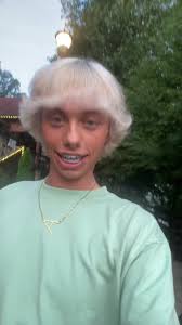 What Countries Does Aiden Keith Scott Manis Come from