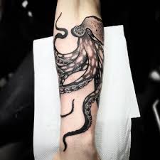 geometrip Archives ⋆ Studio XIII Gallery