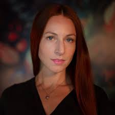 Shelby Devlin's Instagram, Twitter & Facebook