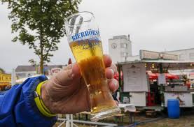 View the basic mrna option chain and compare options of moderna, inc. Am Mini Strand Gibt Es Bier Aus Brasilien Stuttgarter Nachrichten