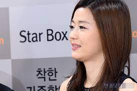 지난해 12월부터 이혼설이 불거졌으나 전지현은 이혼을 원치 않는다고 덧붙였다. í¬í†  ì „ì§€í˜„ ì˜†ëª¨ìŠµë„ ì™„ë²½í•´ í•œê²½ë‹·ì»´