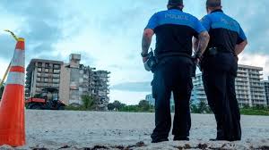 El presidente interino, juan guaidó, lamentó el desplome de un edificio en miami, el cual hasta los momentos ha dejado al menos 4 fallecidos y 160 a través de nuestra embajada en eeuu, estamos ayudando en todo lo posible y siguiendo la situación del desplome del edificio en el sur de la florida. Qztsrnehd794om