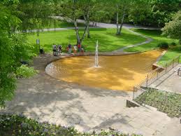 It's viewed as an important part of postwar heritage and a symbol of. Deutsch Franzosischer Garten 03 Jun 07 Mapio Net