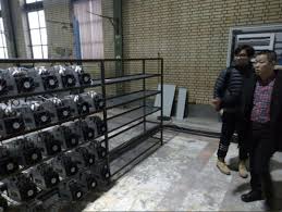 As is well known, it is very convenient to mine in iran, in particular because of the very competitive costs of electricity: Iranians Defy Warning And Share Pictures Of Bitcoin Mining In Mosque Mining Bitcoin News