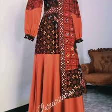 Renang merupakan salah satu kegiatan yang banyak digemari orang sebab membuat tubuh menjadi lebih sehat dan bugar. Model Baju Gamis Sasirangan Sedang