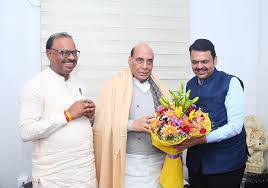 Maharashtra CM Devendra Fadanvis called on Defence Minister Rajnath Singh,  in Delhi Maharashtra BJP chief Chandrashekhar Bawankule was also present
