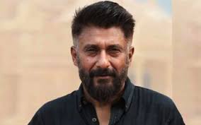 Still High On His Rome Rendezvous With Her, Kim Sharma's Ex-flame Arjun  Khanna Invites Her To His New Space