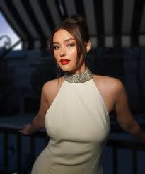 Liza Soberano (@lizasoberano) • Instagram photos and videos