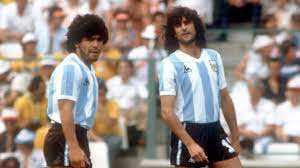 Children arianne kempes, mario kempes, nicole kempes, magali kempes, natasha kempes. Mario Kempes Im Gesprach Die Spieler Verstehen Nicht Was Maradona Will Fussball Faz