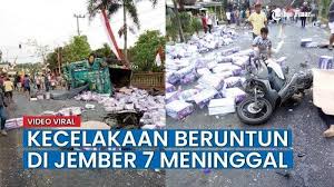 Dari tahun ke tahun memang belum pernah ada penurunan pencari kerja. Kronologi Kecelakaan Maut Di Jember 7 Orang Tewas Di Tempat Truk Tabrak Empat Pengendara Motor Tribun Batam