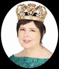 Margo Hampton's Instagram, Twitter & Facebook