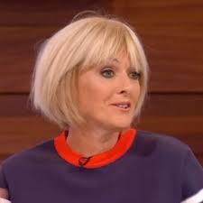 Flexible Jane Moore does the SPLITS