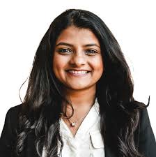 Ishita Banerjee's Instagram, Twitter & Facebook