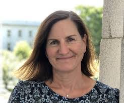 Heather Pelham's Instagram, Twitter & Facebook