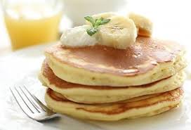 Recette De Pancake De Banane Allege Special Petit Dejeuner Recettes De Pancake Recette Pancakes Recette