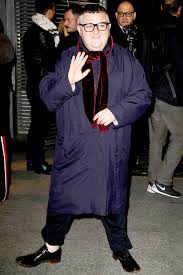 He was the creative director of lanvin in paris from 2001 until 2015. Alber Elbaz Uhodit Iz Lanvin Zhurnal Grazia