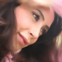 700+ "Dania ....." profiles