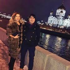 На этой странице вы можете скачать или прослушать песни и альбомы «александр серов» для того чтобы скачать альбомы и композиции в mp3 исполнителя «александр серов». Aleksandr Serov Postradal V Perestrelke Novosti Sejchas