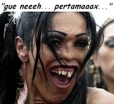 we/pes: Februari 2012