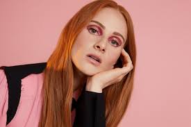 Taste Test: Vera Blue goes barebones with 'Lie to Me' acoustic -