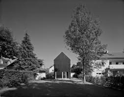 For guests with a vehicle, free parking is available. Das Schmale Haus