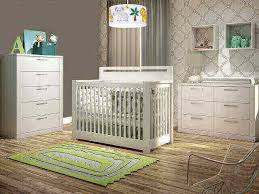 Mau kamar untuk tidur yang besar atau yang kecil, anda harus tetap menyisakan ruang untuk beraktivitas. 5 Cara Simple Desain Kamar Tidur Kecil Agar Terlihat Lebih Luas