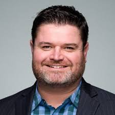 Steven Warfield's Instagram, Twitter & Facebook