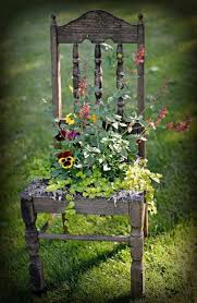 decorer son jardin avec des objets artistiques et originaux decorations pour la maison idees jardin idee deco jardin decoration jardin