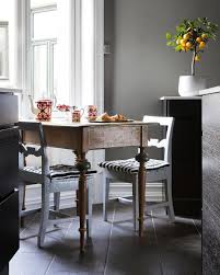 Haper Dere Har Hatt En Fin Helg Vi Onsker God Sondag Med Denne Hyggelige Spiseplassen Pa Kjokkenet Hjemme Hos Andreeas Og Leilighet Inspirasjon Maling Farge