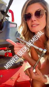 How to Remove The Deck