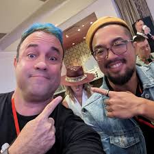 Attention Summit Day 2 rando shots with the fam, old and new.  #attentionsummit