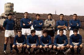 Infatti hanno conquistato il secondo posto in classifica nel 2000 quando a vincere fu la francia e nel 2012 quando a vincere fu invece la spagna. Quanti Europei Ha Vinto L Italia
