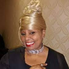 Kim Applewhite's Instagram, Twitter & Facebook