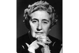 Edith Newbold's Instagram, Twitter & Facebook