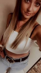 Jennifer Thiemann's Instagram, Twitter & Facebook