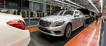 All orders are custom made and most ship worldwide within 24 hours. Aktie Im Fokus Ausstieg Von Nissan Belastet Daimler Boerse De
