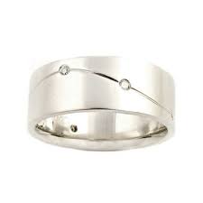 The Constellation Wedding Band White Gold With Diamonds Is Created By Jeannie Hwang In S Unusual Engagement Rings Vintage Engagement Rings Mens Wedding Rings