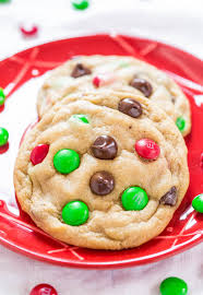 Esta receta de galletas con chispas de chocolate es un secreto familiar. Chocolate Chip M M S Cookies Soft Chewy Averie Cooks