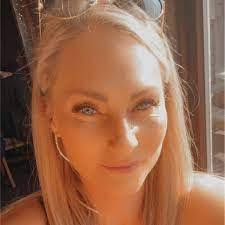 Kirsty Bailey's Instagram, Twitter & Facebook