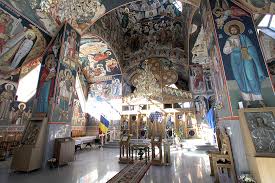 Biserica ortodoxă îi prăznuieşte an de an, la 21 mai(3 iunie), pe sfinţii împăraţi constantin şi elena, cei întocmai cu apostolii. Biserica Sf Constantin Si Elena Din Predeal