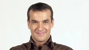 El actor Luis Merlo, ingresado en un hospital madrileño con pronóstico  reservado