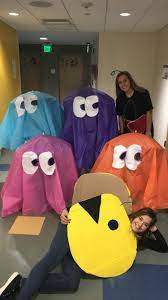 Diy Pacman Ghost Halloween Costume Creative College Group Costume Umbrella Hats Table Cloths Felt Ghost Costume Diy Pacman Ghost Ghost Halloween Costume