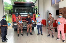 Gotong royong peringkat perumahan polis sri hartamas kuala lumpur. Malaysiakini Uem Sunrise Collaborates With Projek57 In The Unityismyhappy