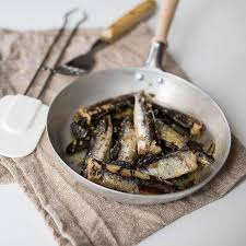 5 Minute Keto Fried Sardines Recipe With Olives Recipe Sardine Recipes Olive Recipes Fried Sardines Recipe