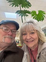 Introduction and photo sharing